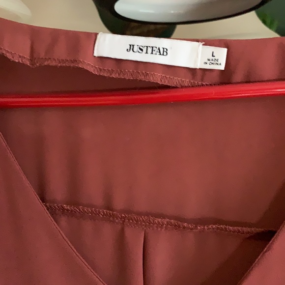 Ladies dressy blouse with poet sleeves - Picture 2 of 3